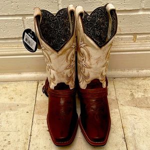 Dan post brown/bone little girls boots 👢